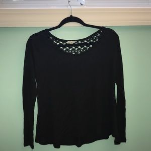 black long sleeve shirt